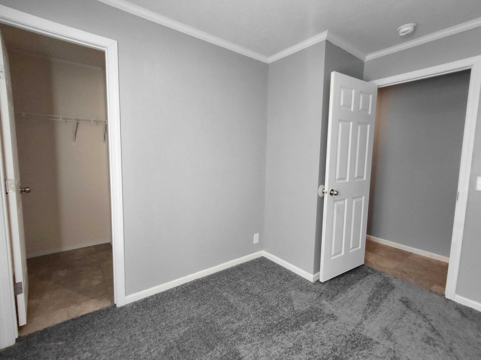 Building Photo - 2112 Bluebird Terrace NW