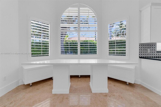 Building Photo - 17910 SW 80th Ave