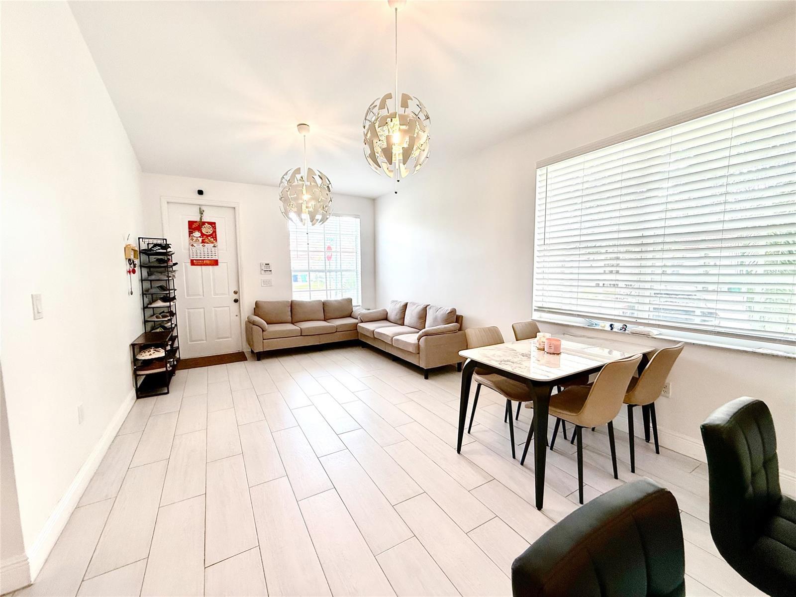 Building Photo - 18702 SW 27th St