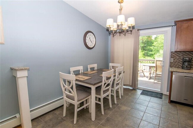 Building Photo - 66 Tupelo Trl