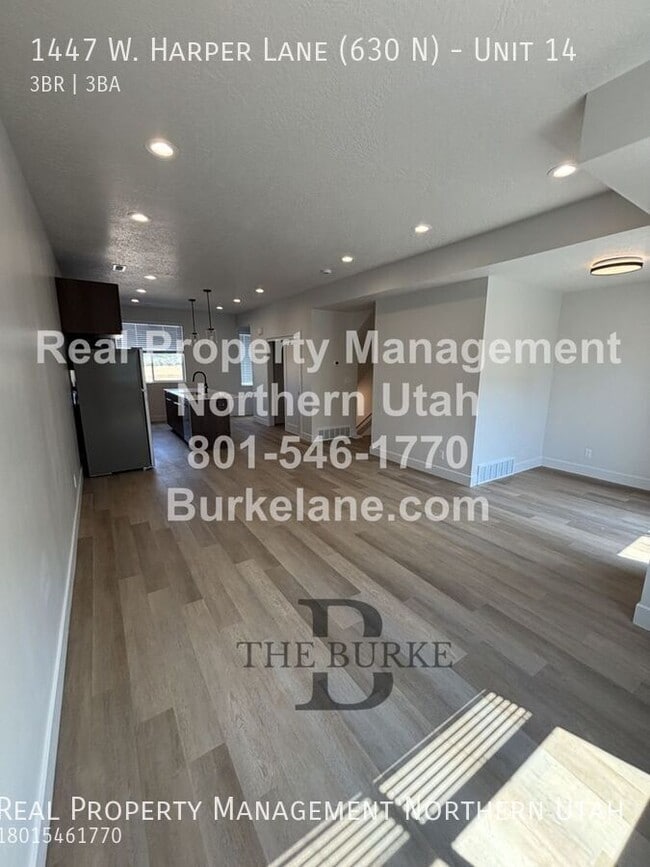 Building Photo - 1447 Harper Ln