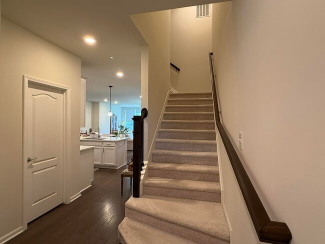 Building Photo - 22478 Woodbridge Ln