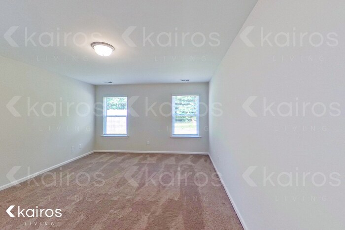 Building Photo - 13 Carrollton Dr