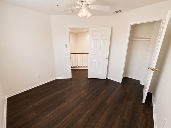 Building Photo - Newly Updated 3 Bedroom Condo in Gated Community in Murrieta