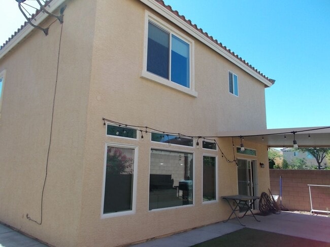 Building Photo - 9691 Monarch Grove St