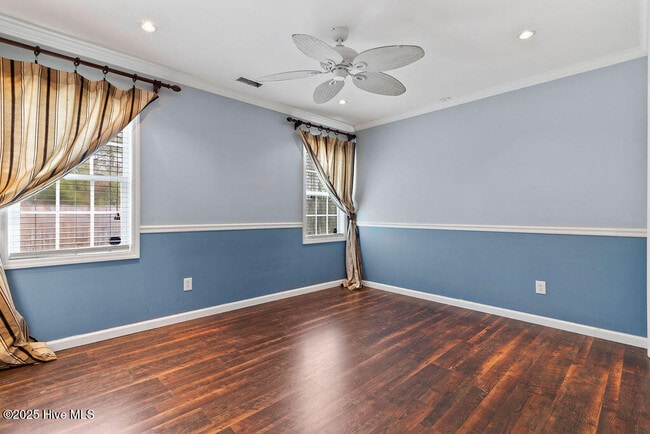 Building Photo - 409 Sumrell Way
