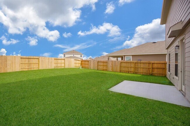 Building Photo - 4615 Sabine Creek Way