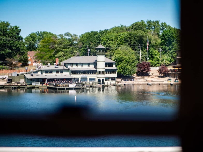 Building Photo - 3581 Mong Ave