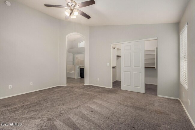 Building Photo - 3939 E Encinas Ave