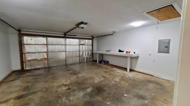 Building Photo - 3 Bedroom 2 Bath home in Bentonville Schoo...