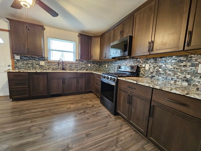 Building Photo - 7518 Taney Pl