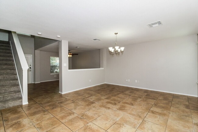 Building Photo - 1021 Shadow Creek Blvd