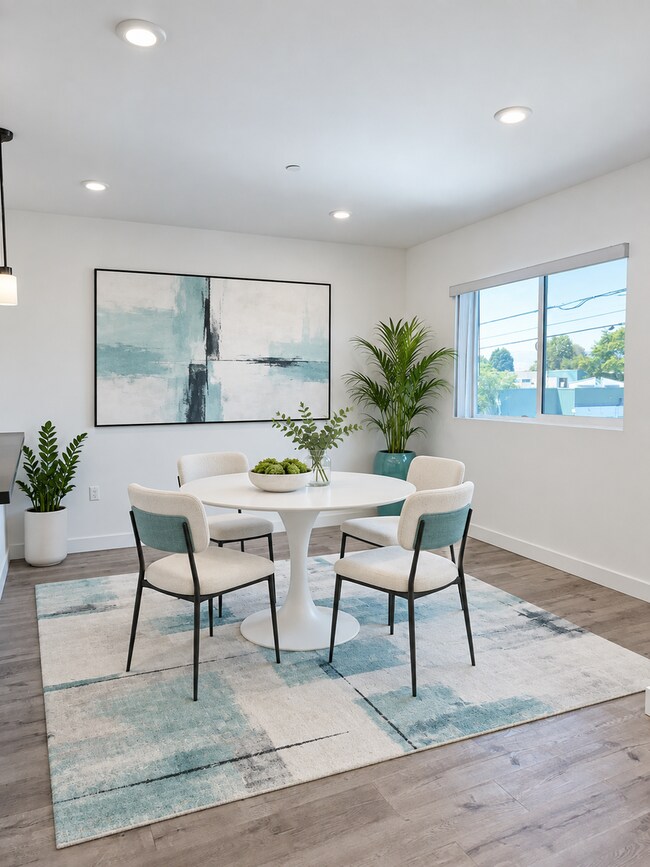 Interior Photo - YaYa Rayen 2, LLC
