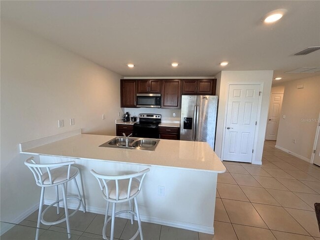 Building Photo - 126 Plantation Dr