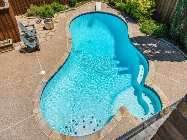 Building Photo - 4593 Adrian Way