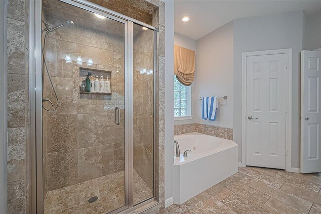Building Photo - 6018 Rapid Creek Ct
