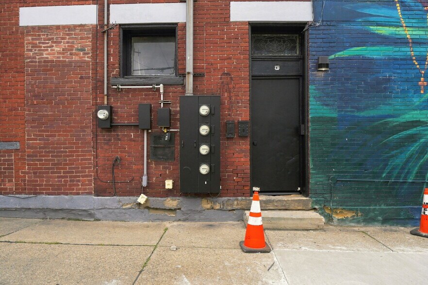 Building Photo - 4501 Liberty Ave