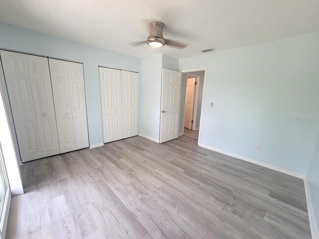 Building Photo - 22604 Watersedge Blvd
