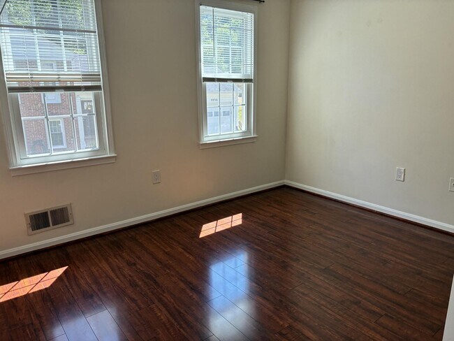 Building Photo - 4834 King Solomon Dr