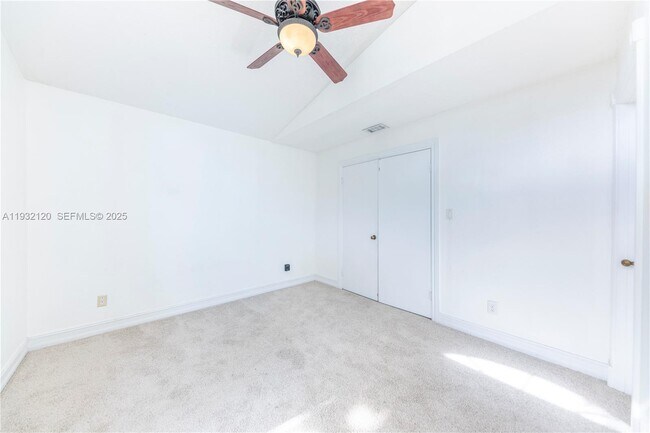 Building Photo - 1155 Coral Club Dr