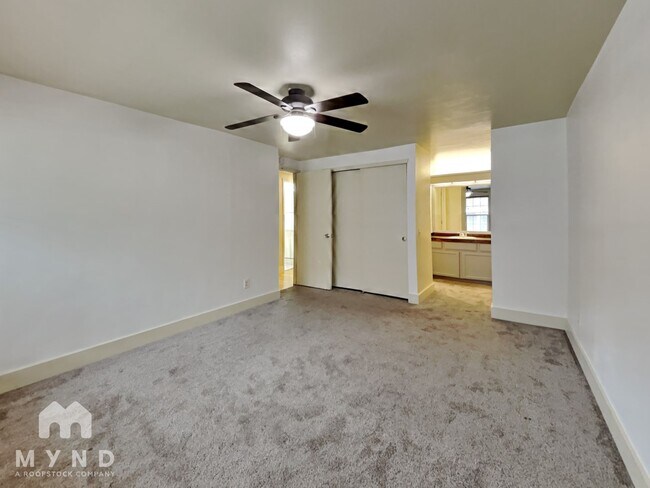 Building Photo - 2002 S Helena St