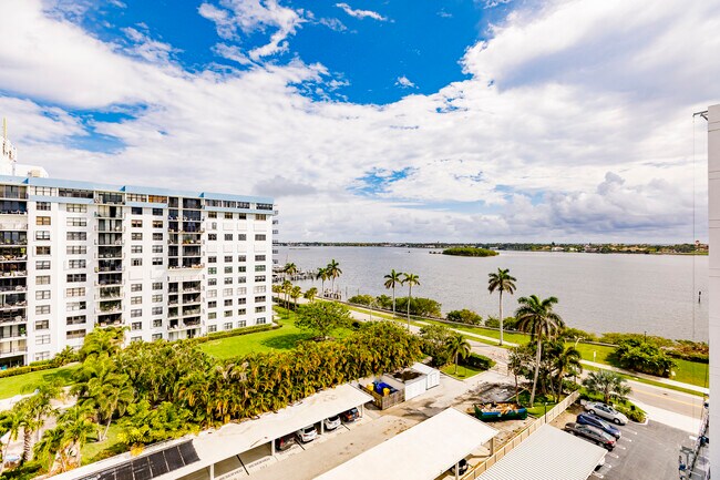 Balcony View - 3901 S Flagler Dr