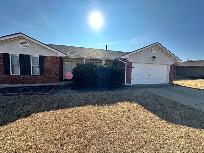 Primary Photo - Spacious 3-Bedroom, 2-Bath Home in SE OKC!