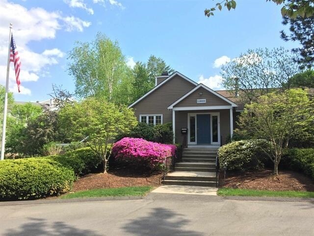 Building Photo - 30 Ledgewood Hills Dr