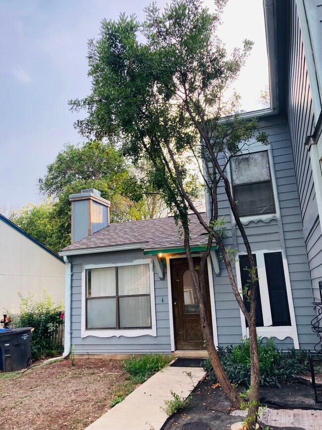 6227 Valley King 6227 Valley King San Antonio TX 78250 Apartment Finder