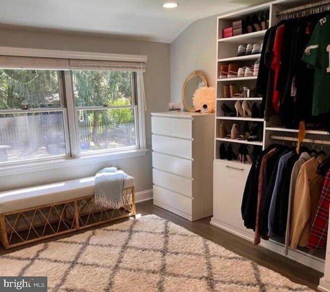 Building Photo - 431 Covered Bridge Rd