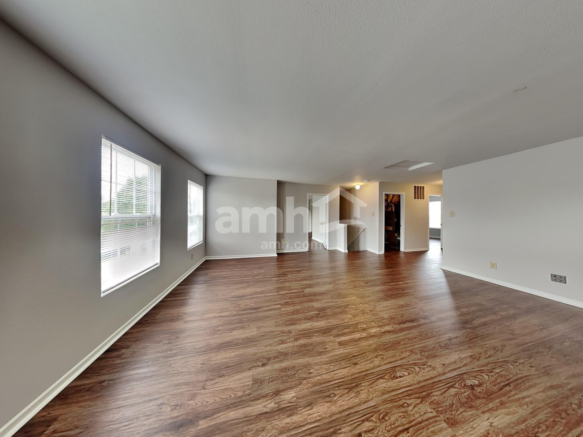 Building Photo - 2373 Blackthorn Dr