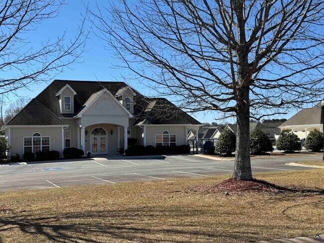 Building Photo - 200 S Houston Springs Blvd