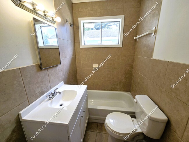 Building Photo - 2268 Newnan St