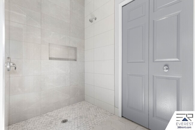 Building Photo - 45 Bruning Ln