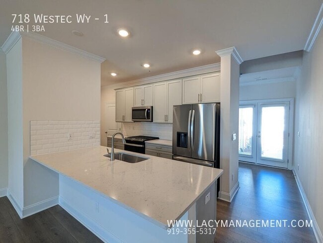 Building Photo - 718 Westec Wy