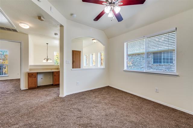 Building Photo - 535 Hawken Dr