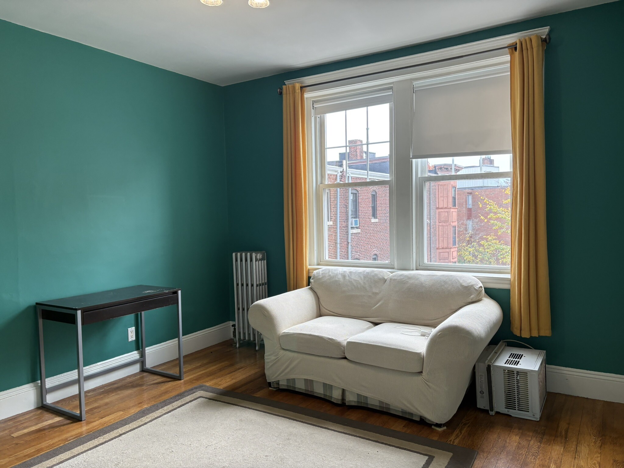 Building Photo - 52 Babcock St