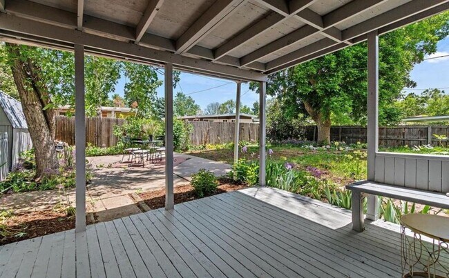 Building Photo - Beautiful Arvada Home Available Soon