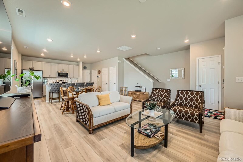 Building Photo - 12201 Race St