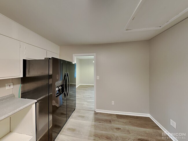 Building Photo - 2642 Hatfield Cir SE