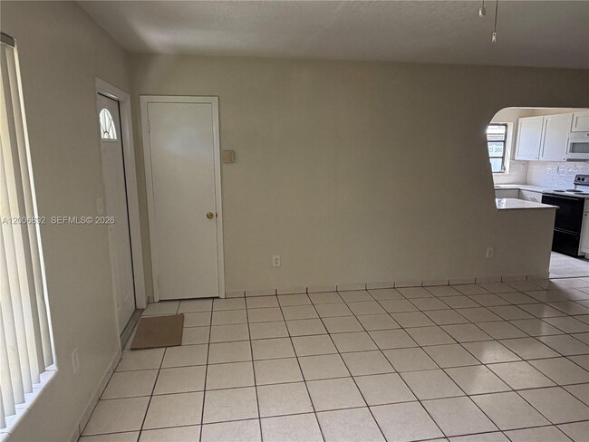 Building Photo - 10375 SW 152nd Terrace