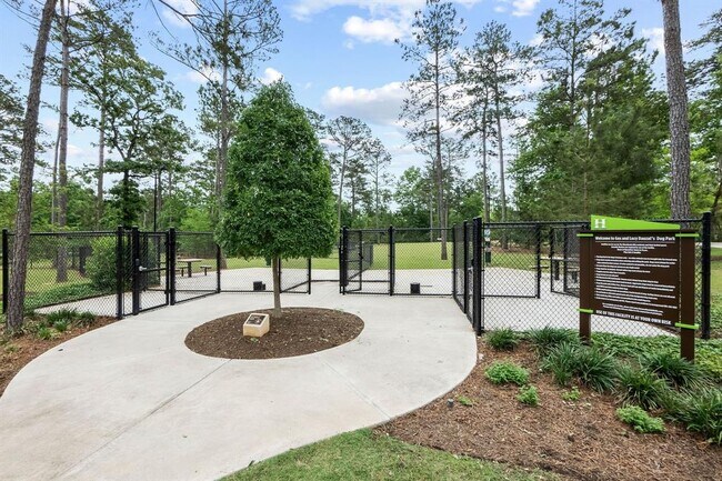 Building Photo - 128 Winged Elm Ct