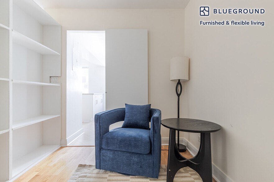 Building Photo - 30 Park Ave