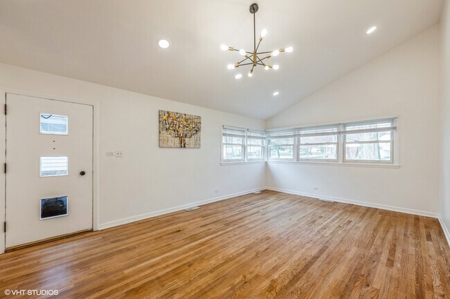 Building Photo - 1317 Ferndale Ave