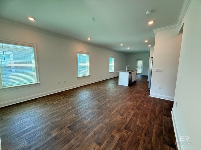 Building Photo - 32694 Revere Dr