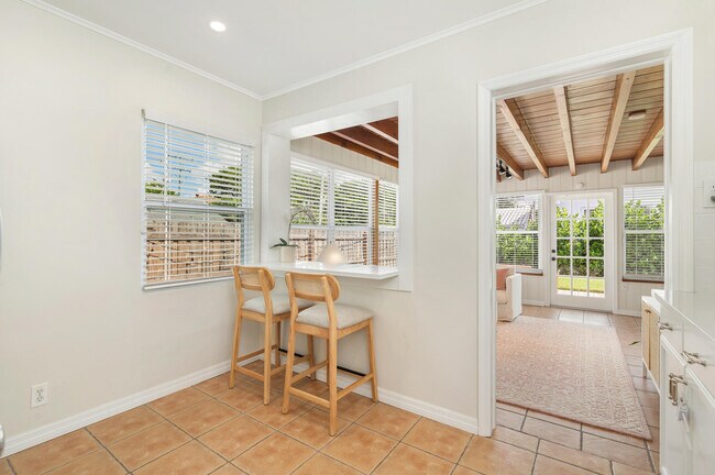 Building Photo - 351 Puritan Rd