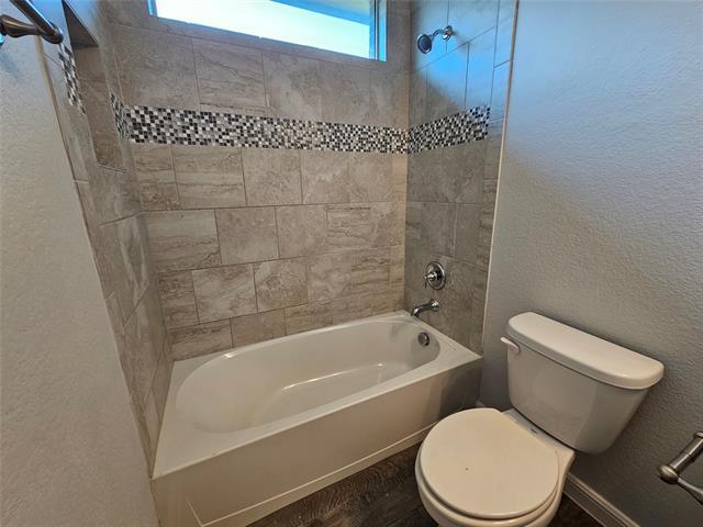 Building Photo - 2604 Tuscarora Trl