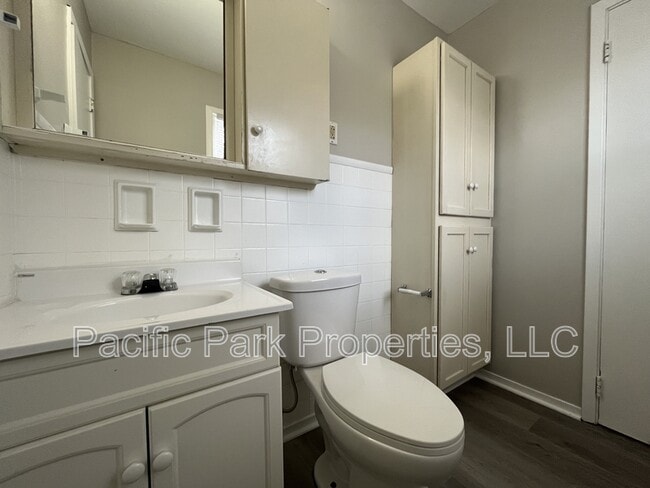 Building Photo - 8120 Gilmore Rd