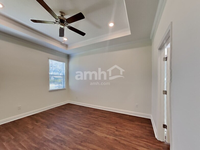 Building Photo - 6418 Emerald Hls Wy