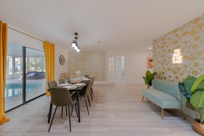 Building Photo - 1775 Harbor Rd